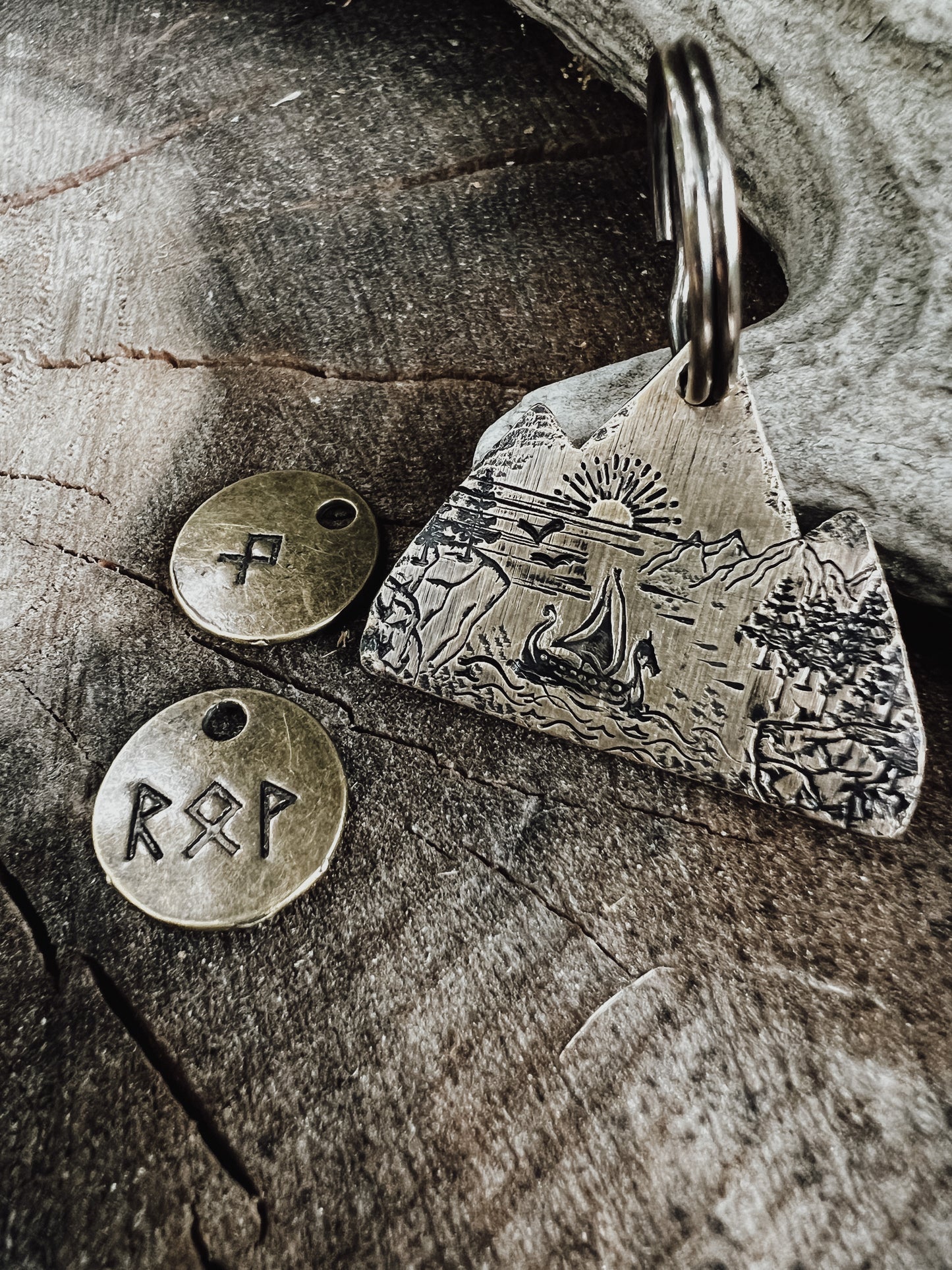 WOLFSGEWAND X NALION // Wikinger Kollektion // MIDGARD Berg // auf Wunsch personalisiert