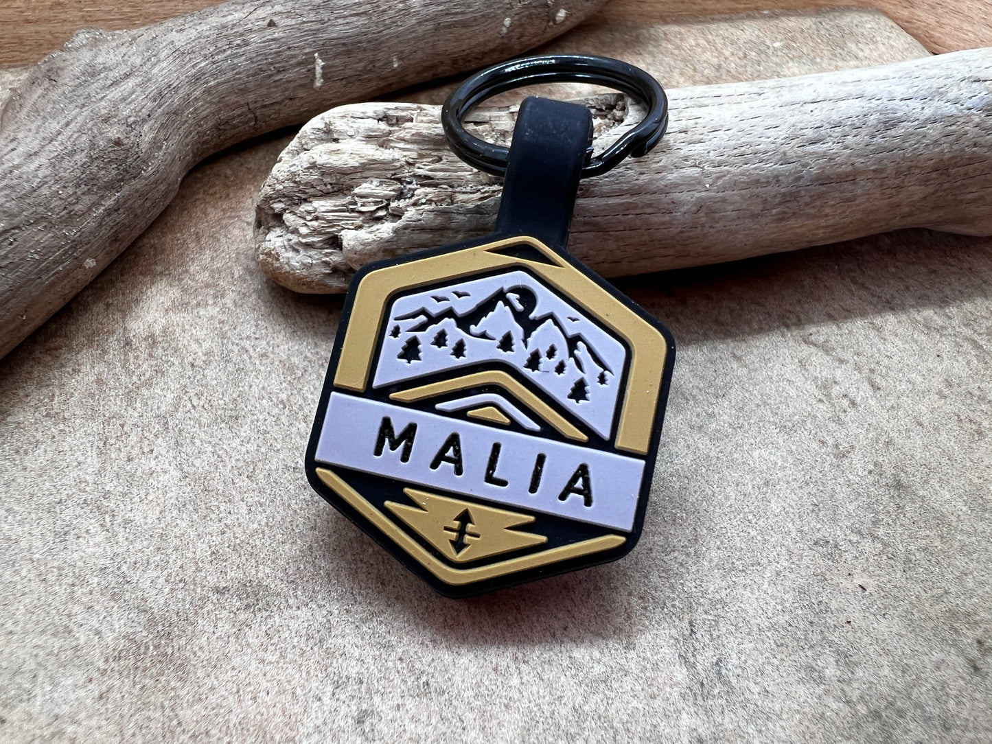 Nalion SILENT TAGS - WILD HONEY // 26x29mm - personalized silicone pet tag in the unique Nalion design