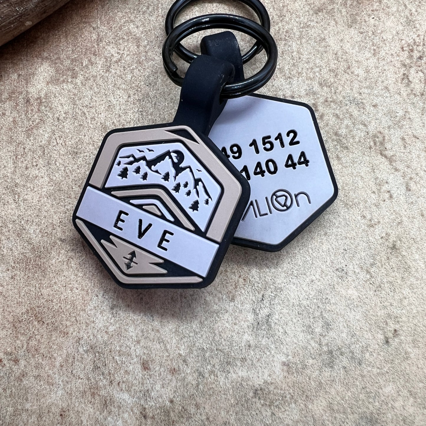 Nalion SILENT TAGS - TAUPE // 26x29mm - personalized silicone pet tag in the unique Nalion design